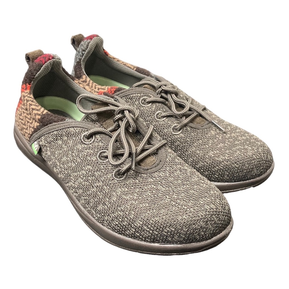 Minnetonka ECO Anew recycled sneaker #61044. 5.5